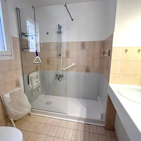 For 6 People - Pool * Villeneuve-Loubet